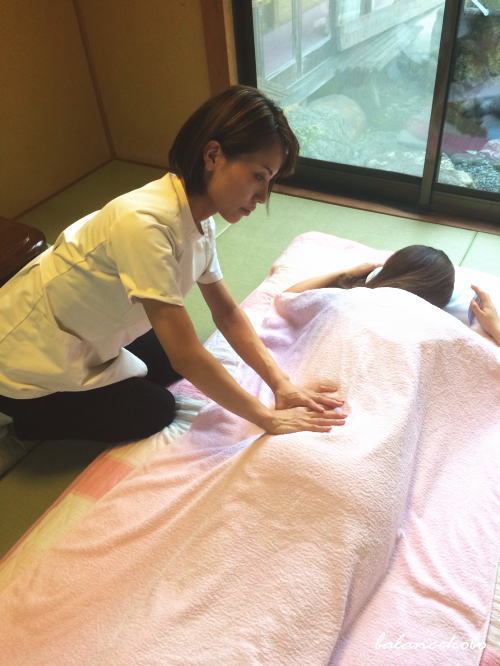 産後の骨盤矯正専門サロン施術室写真