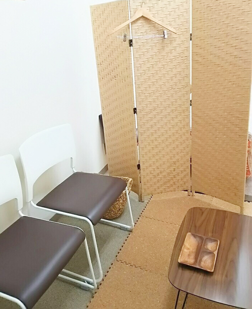 産後骨盤矯正&マタニティ整体 専門新宮前サロン 初回カルテ場所