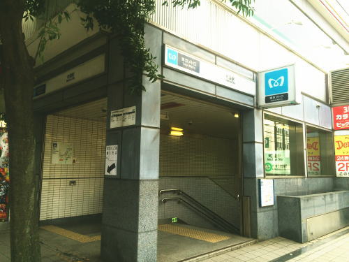 �����s �r��� �����w