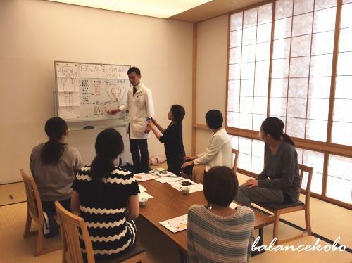 トコちゃんベルト付け方指導講習会 様子